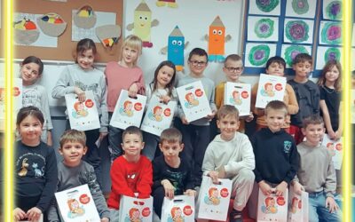 ŠKOLSKI MEDNI DAN – PRIČA ZA MALE PČELICE